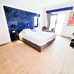 ホテル Penelope Hotel
