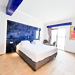 Hotel Penelope