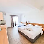 Hotel Penelope *