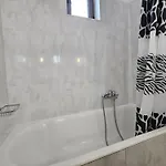 Penelope Hotel ホテル *