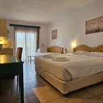 ホテル Penelope Hotel イアリソス