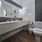 Penelope Hotel