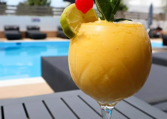 Penelope Pool & Restaurant Hotel Szálloda