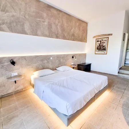 Penelope * Ialysos (Rhodes)